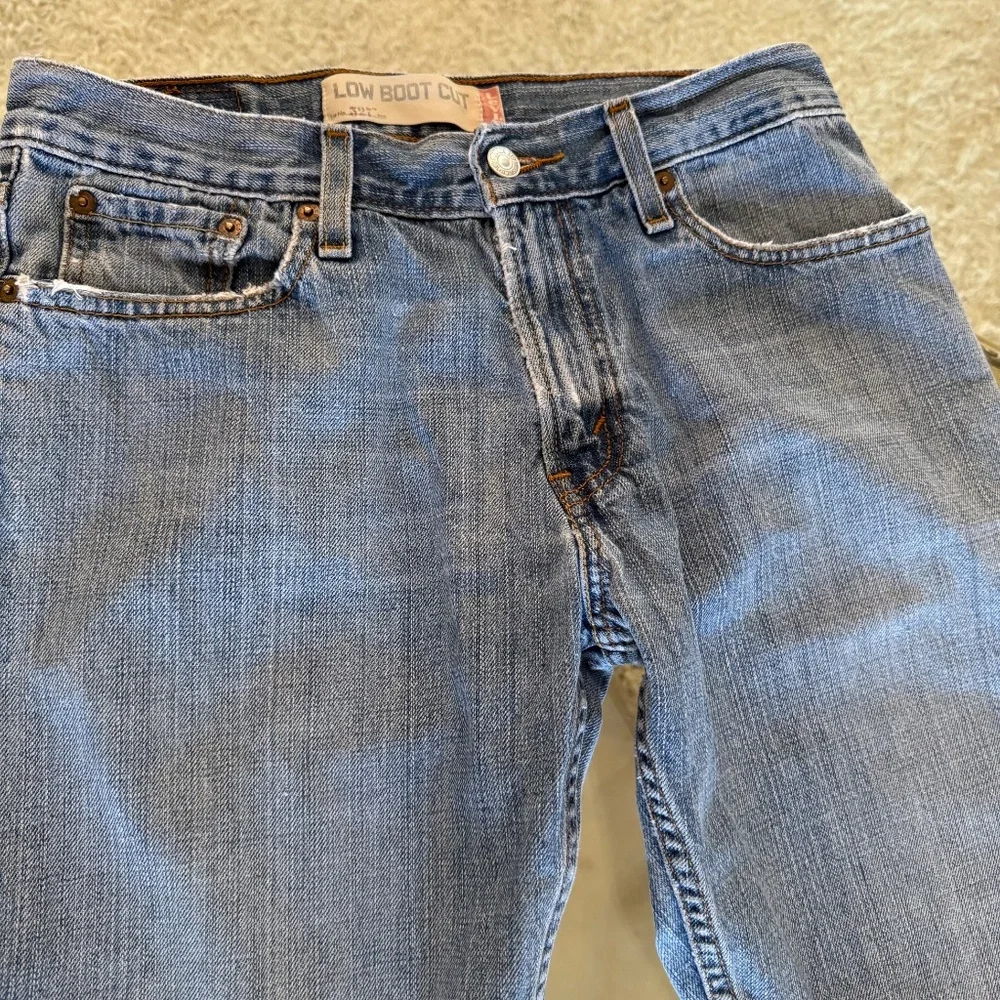 Levis 527 Jeans Mens 30x32 Blue Denim Low Boot Cut Western Rancher Cowboy Grunge - Picture 8 of 14